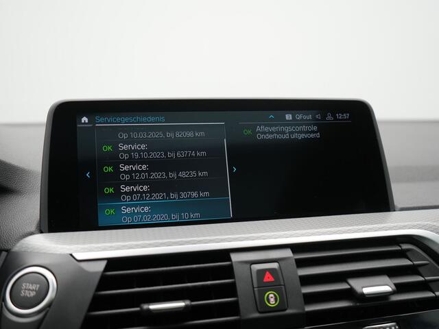 BMW X3 xDrive30e M Sport Plug In Hybrid 293pk Dealer O.H. PHEV | Panodak | Head Up | Camera | Lederen Sportstoelen Verwarmd | Sfeerverlichting | Keyless | Blis | Virtual | Navigatie | DAB |