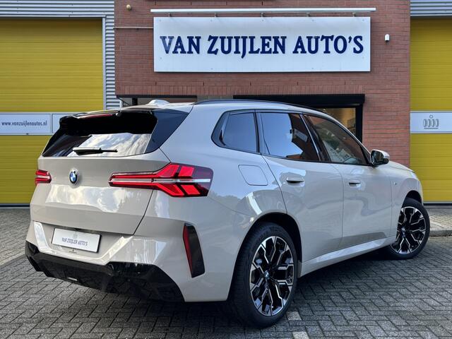 BMW X3 30e xDrive M-Sport Panorama Trekhaak Harman Memory 20"