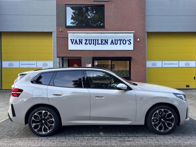 BMW X3 30e xDrive M-Sport Panorama Trekhaak Harman Memory 20"