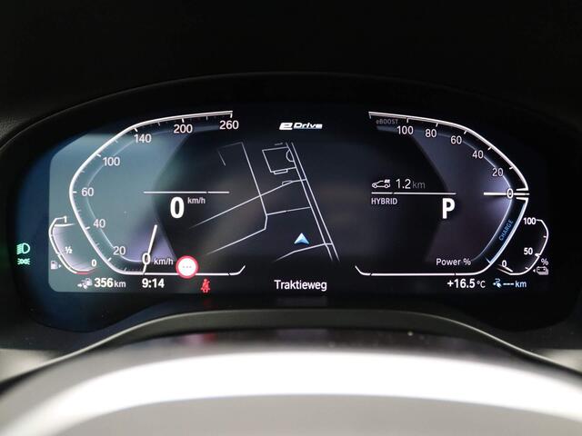BMW X3 xDrive30e 292PK Aut. M Sport, Shadow, panoramadak, trekhaak, achteruitrijcamera, keyless entry, memory functie voorstoel, verwarmbare voorstoelen, 19" LM Velgen
