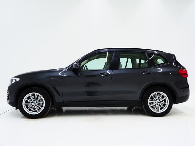 BMW X3 xDrive30e 292PK | Sportstoelen | Leder | Camera | Virtual | Stoelverwarming | DAB | Carplay