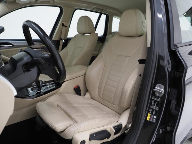 BMW X3 xDrive30e 292PK | Sportstoelen | Leder | Camera | Virtual | Stoelverwarming | DAB | Carplay