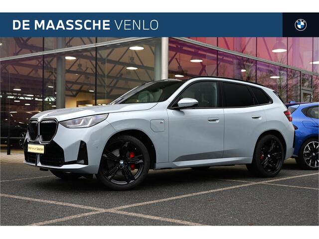 BMW X3 30e xDrive M Sport Automaat / Panoramadak / Trekhaak / Sportstoelen / Adaptieve LED / Stoelventilatie / Parking Assistant Plus / Comfort Access