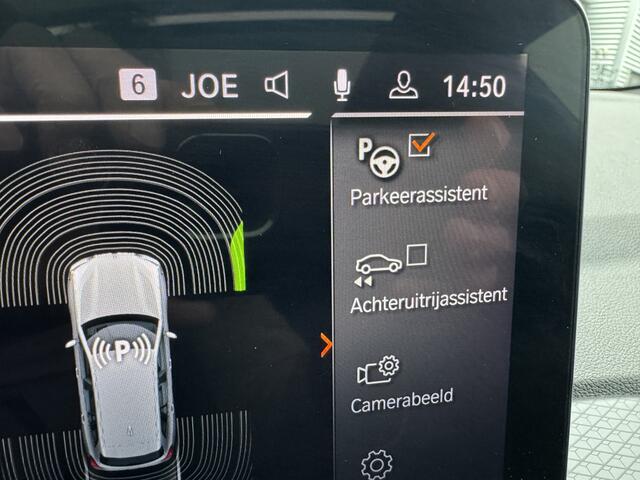 BMW X3 xDrive30e M sport Pano-Dak | Trekhaak | Laser | HUD | Keyless | Memory