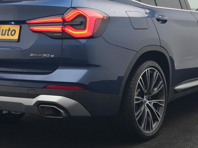 BMW X3 xDrive30e Business Edition Plus Plug In Hybrid 293pk FACELIFT Dealer O.H. PHEV | Trekhaak Af Fabriek | Panodak | Head Up | Adaptive Cruise | Adaptief Onderstel | Lederen Sportstoelen Memory & Ventilatie | Camera | Keyless | Apple Carplay | Navigatie | Vir