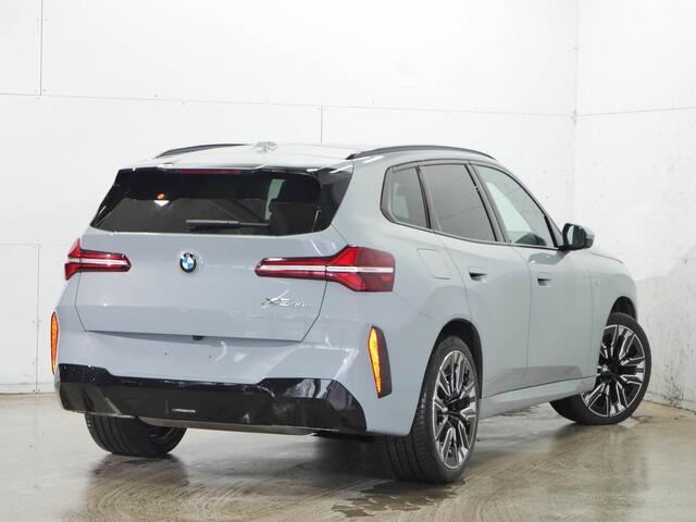 BMW X3 30e xDrive M-Sport | Panorama | 21" | Trekhaak | Harman Kardon | Ventilatie | Driving Assistant Plus |