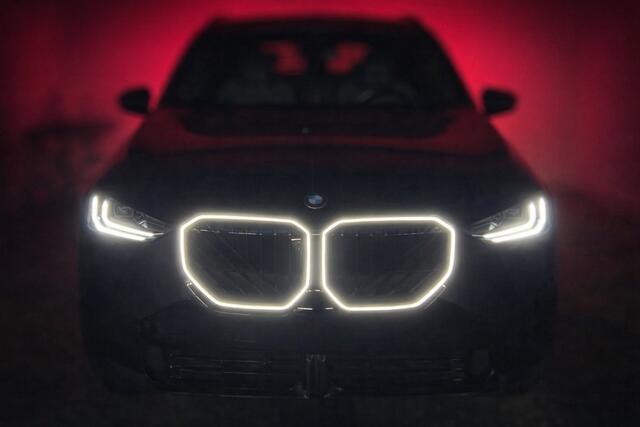 BMW X3 30e xDrive M Sport. Pro.Pack Driv.Ass.Plus Top-View Iconic-Glow Head-up Elek.Stoelen Cockpit Pro. 19"LM Velgen