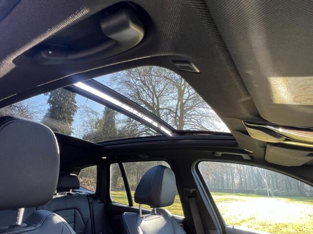 BMW X3 XDRIVE 20i HIGH EXE NL-auto M-PAKKET PANO
