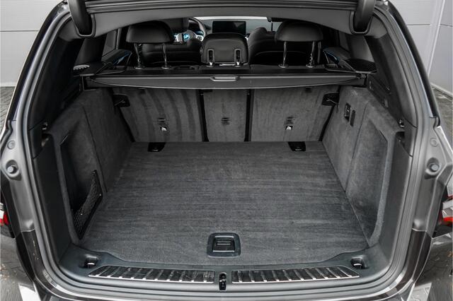 BMW X3 iX3 High Executive M-Sport 80 kWh Pano ACC H&K 20"