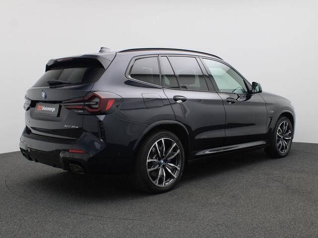 BMW X3 xDrive30e High Executive 292PK Aut. SOH 93%, M-Sport, Pano-Schuifdak, Trekhaak, Harman Kardon, Keyless, Elektr. Achterklep, 19" LM Velgen, Head-Up Display