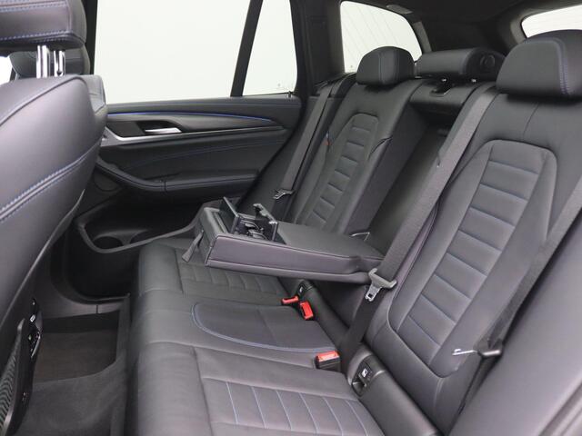 BMW X3 xDrive30e High Executive 292PK Aut. SOH 93%, M-Sport, Pano-Schuifdak, Trekhaak, Harman Kardon, Keyless, Elektr. Achterklep, 19" LM Velgen, Head-Up Display