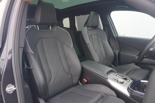 BMW X3 xDrive20 M Sportpakket | Glazen Panoramadak | Trekhaak Elektrisch | Stuur- en stoelverwarming | Stoelventilatie | Active Cruise Control | Harman Kardon | Ekris Selection