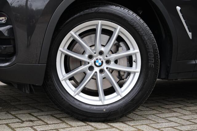 BMW X3 xDrive30e eDrive Edition Nederlandse auto I Elektrische trekhaak I DAB I Navi I Adaptieve koplamp I Stoelverwarming I HIFI I Grootlichtassistent I Etc.