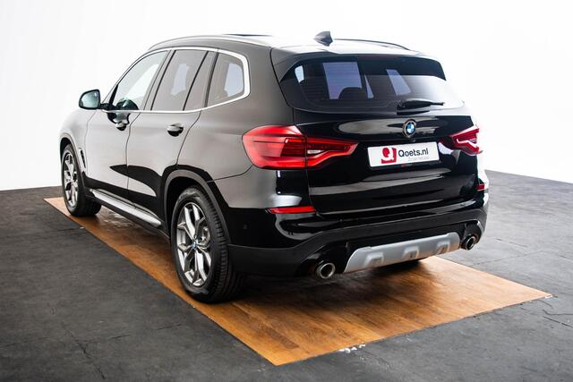 BMW X3 xDrive20i High Executive xLine - Trekhaak - Panoramadak - Comfort Access - Parking/Driving Assistant - Sportstoelen - Elektrisch verwarmde voorstoelen - Head up - Hifi - Navigatiesysteem Business -