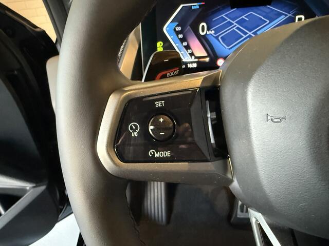 BMW X3 30e xDrive M-Sport 21inch/Trek/Pano/Leder/H&K