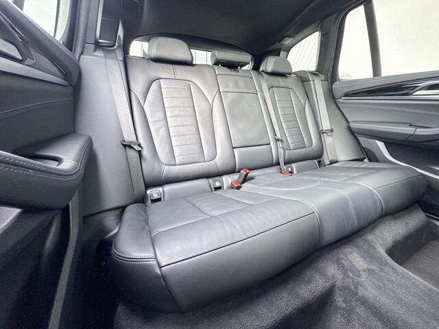 BMW X3 iX3 High Executive 80 kWh | Trekhaak | SoH 96,9% | Panoramdak |