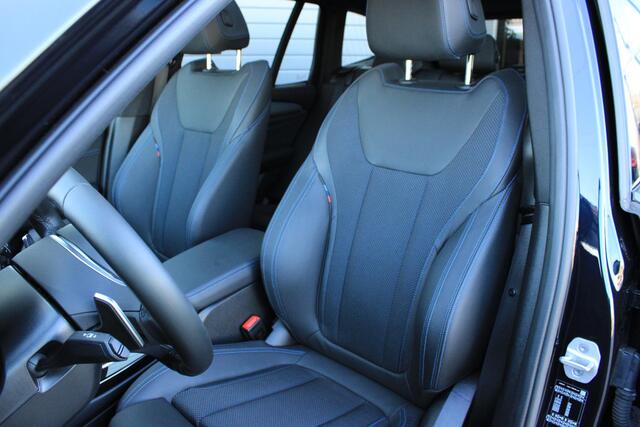 BMW X3 xDrive 30e m Sport Pano | HarmanKardon | 21" | Comfort Access | Dealer Onderhouden
