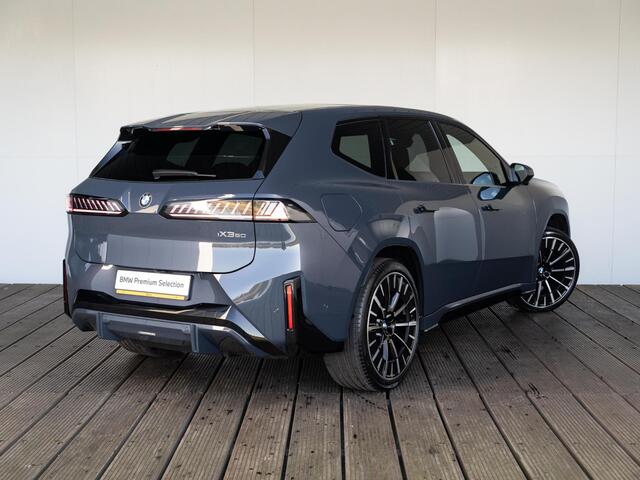 BMW X3 iX3 50xDrive | M Sportpakket | Innovation Pack | Panoramadak