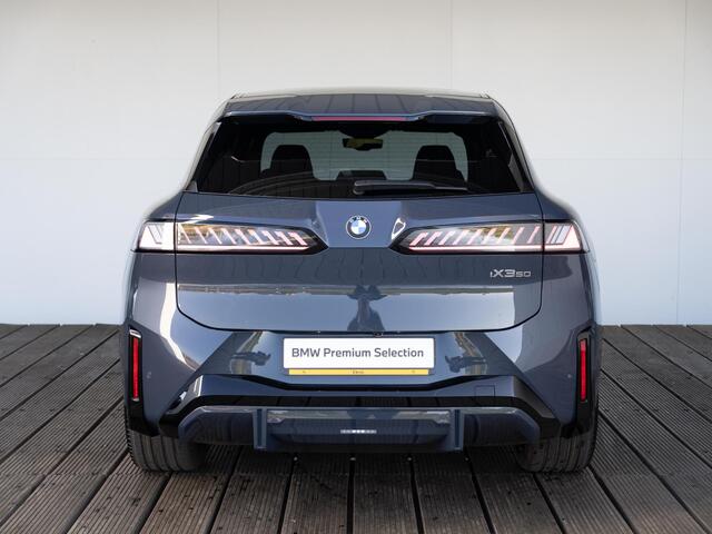 BMW X3 iX3 50xDrive | M Sportpakket | Innovation Pack | Panoramadak