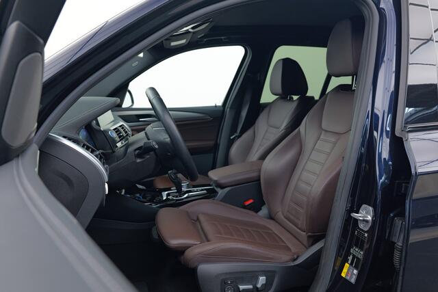 BMW X3 iX3 High Executive 80 kWh | Trekhaak | X3M look | Pano | Leer