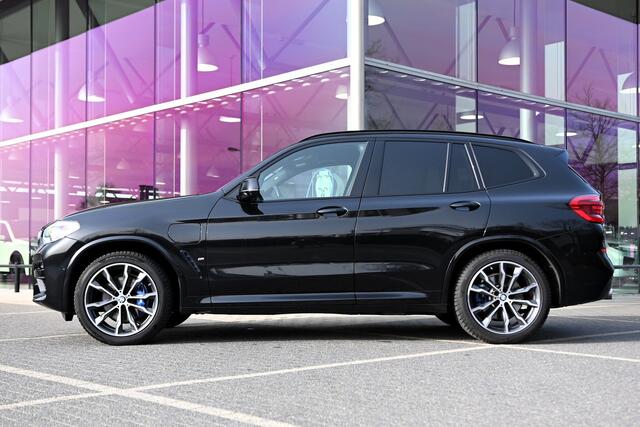 BMW X3 xDrive30e High Executive M Sport Automaat / Panoramadak / Trekhaak / Head-Up / Comfort Acces / Harman Kardon / LED / / Parking Assistant Plus