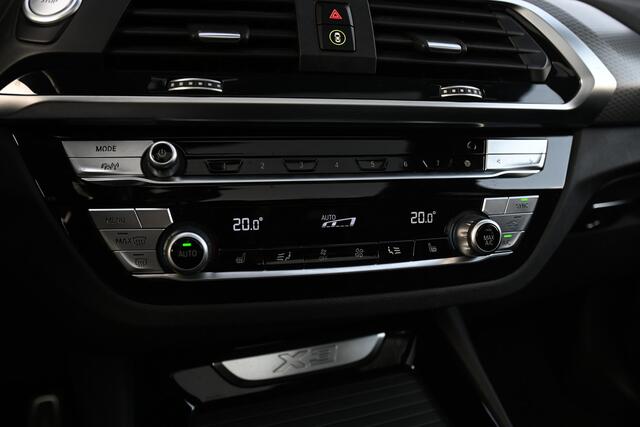 BMW X3 xDrive30e High Executive M Sport Automaat / Panoramadak / Trekhaak / Head-Up / Comfort Acces / Harman Kardon / LED / / Parking Assistant Plus