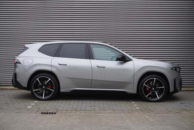 BMW X3 iX3 50 xDrive M Sportpakket Pro | 21 inch LM Sterspaak (Styling 1050 M) | Panoramadak met Klimaat Comfort Glas | Harman-Kardon Surround Sound System | 3D Head-Up Display