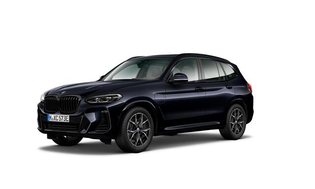 BMW X3 xDrive30e M Sport - Panoramadak - Comfort Access - Getinte/geluiddempende ruiten - Elektrisch verwarmde/verstelbare stoelen - Parking Assistant - Hifi - Zonneschermen achter - Sportstoelen -