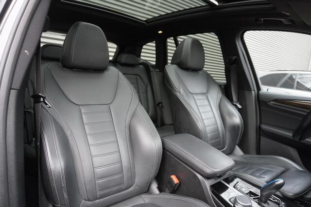 BMW X3 iX3 High Executive | Parking Pack | Trekhaak met elektrisch wegklapbare kogel | BMW Head-Up Display | Harman Kardon Surround Sound Systeem
