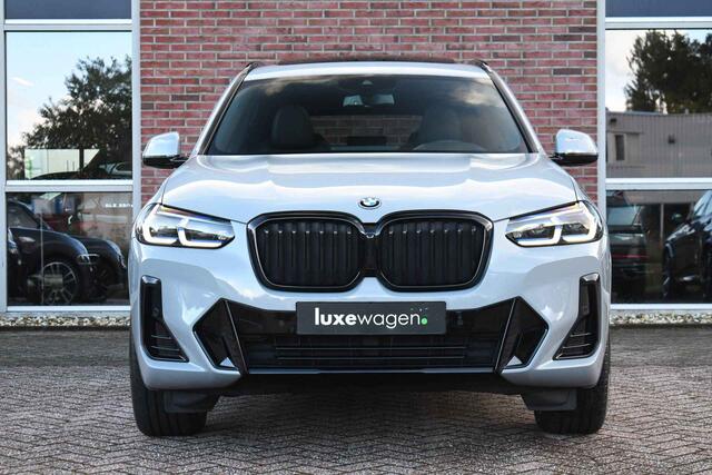 BMW X3 xDrive30e M-Sport Pano M-zetels Trekhaak HUD Laser 20inch