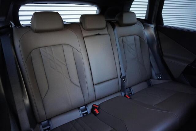 BMW X3 30e xDrive | M Sportpakket | Innovation Pack | Comfort Pack | Premium Pack | Trekhaak | Panoramadak | Showroom Selection