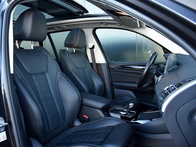 BMW X3 xDrive30e | Elektrisch Schuif-/kantel Pano| Adaptive LED | Hifi Audio | Camera |