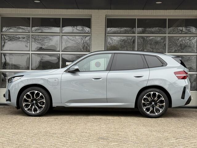 BMW X3 30e xDrive M SPORT | PANORAMA | HEAD UP | HARMAN KARDON | ICONIC GLOW | DRIVING ASS. PLUS |