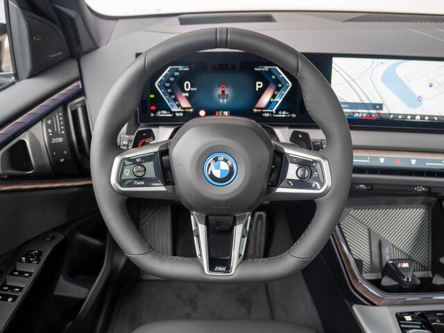 BMW X3 30e xDrive | M Sportpakket Pro | Comfort Pack | Harman Kardon | Stuurwielrand verwarmd | Comfort Access | Panoramadak | Stoelventilatie | Trekhaak