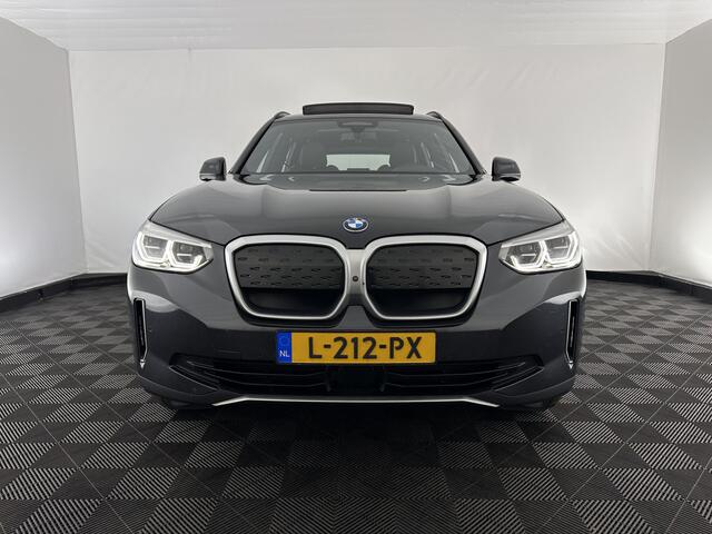 BMW X3 iX3 High Executive 80 kWh [ 3-Fase ] {SOH-99%} (INCL.BTW) Aut. *PANO | LEATHER | HARMAN/KARDON | FULL-LED | BLINDSPOT | MEMORY-PACK | DIGI-COCKPIT | HEATED-SPORTSEATS | KEYLESS | TOPVIEW | DAB+ | NAVI-FULLMAP | HEAD-UP | PRIVACY-GLASS | .