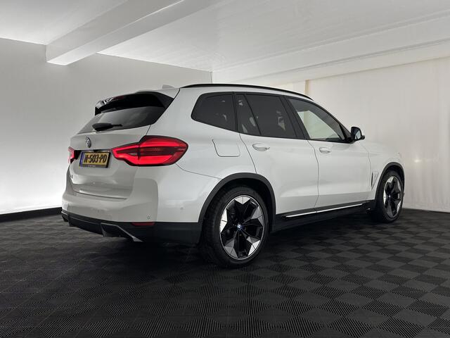 BMW X3 iX3 High Executive 80 kWh [ 3-Fase ] (INCL-BTW) Aut. *PANO | LEATHER | HARMAN/KARDON | FULL-LED | BLINDSPOT | MEMORY-PACK | DIGI-COCKPIT | HEATED-SPORTSEATS | KEYLESS | TOPVIEW | DAB+ | NAVI-FULLMAP | HEAD-UP | PRIVACY-GLASS | 2