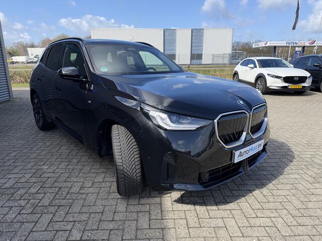 BMW X3 20 xDrive M Sport Panoramadak Trekhaak Leder ACC LED Achteruitrijcamera Stuurwielverwarming