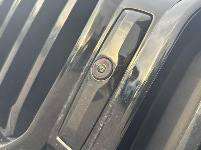 BMW X3 xDrive30e M Sport | Plug-in Hybride | incl. BMW Service Inclusive (5 jaar/100.000 km) | M pakket | Harman Kardon | Sportstoelen | Elektrische stoelen met geheugenfunctie | 360 graden camera | Stoelverwarming | Keyless | Elektrische achterklep | Adaptive L