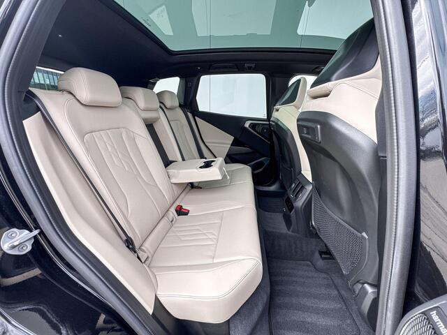 BMW X3 M50 Stuurverwarming / Adaptief M-Onderstel / Comfort Acces / Electrische Zwenkhaak / Panodak / Electrisch Verstelbare Voorstoelen / Driving Prof / Parking Prof / Getinte Ramen Achter / Harman Kardon