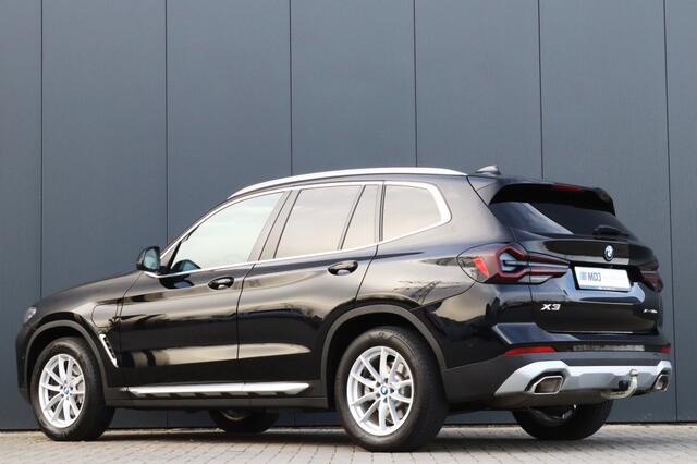 BMW X3 xDrive30e High Exe Trekhaak Leder 1e eig Carplay Dealer OH