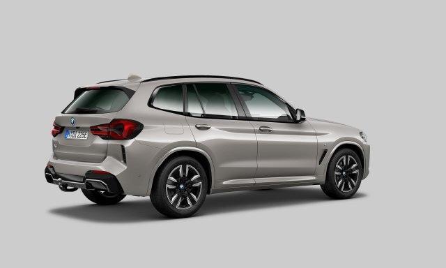 BMW X3 iX3 80 kWh M-Sport | Panoramadak | ACC | Elektr. Trekhaak