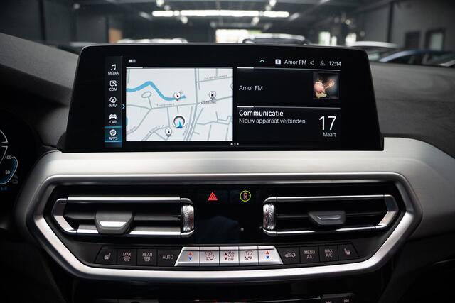 BMW X3 xDrive30e High Executive Panoramadak - Head-up - Leder - Sportonderstel