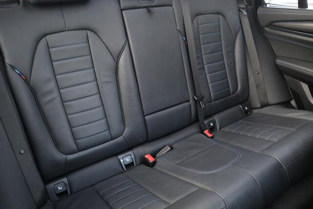 BMW X3 xDrive30e M-Sport | M Stoelen | Pano | Camera |