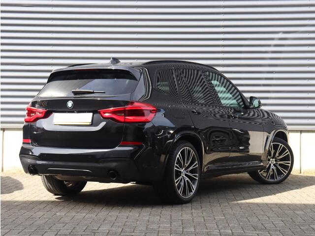 BMW X3 xDrive30e | High Executive | M Sportpakket | Panodak | Head-Up | Trekhaak | Parking Assistant Plus | Hi-Fi | Comfort Access | 21'' LMV