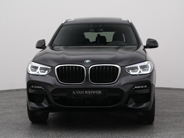 BMW X3 xDrive30e High Executive M-Sport | PANO | CAMERA | STOELVERWARMING