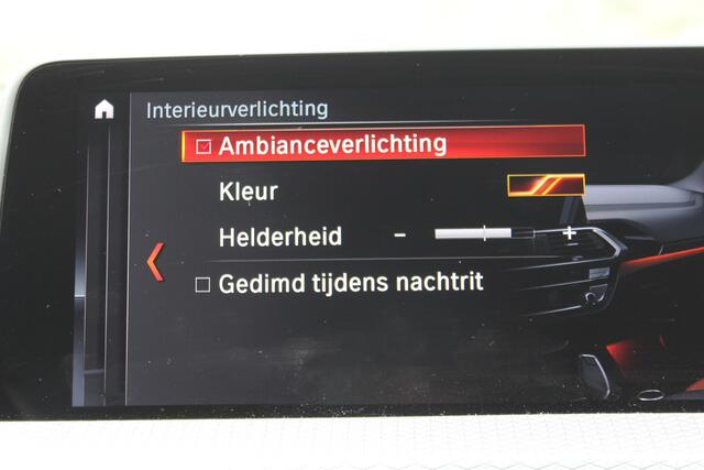 BMW X3 xDrive20i High Executive M-SPORT NAVI ECC LEER TH 86000KM!!!