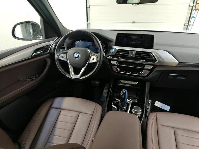 BMW X3 iX3 Executive 80 kWh NL-AUTO SHADOW LINE | PANODAK | LEDER