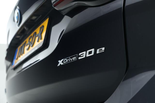 BMW X3 xDrive30e High Executive - 360cam, Stoelverwarming, Volleder, Carplay