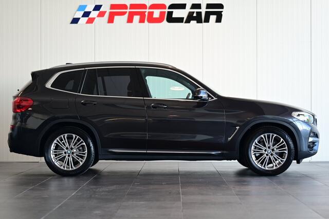 BMW X3 sDrive20i Launch Trekhaak, Panorama