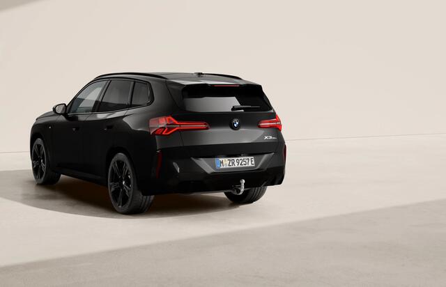 BMW X3 30e xDrive M Sport | Panodak | Trekhaak | Driving Assistant | 21 Inch |